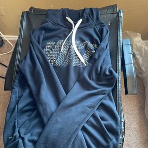 Small Black Nike Hoodie.